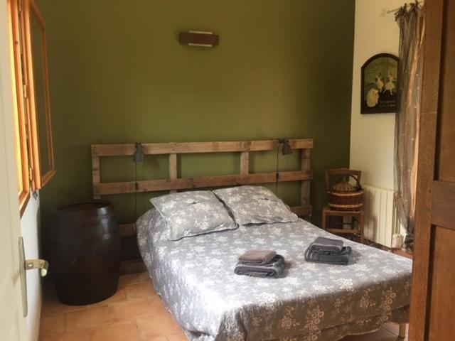 Gite L'Annexe Villelaure Kültér fotó