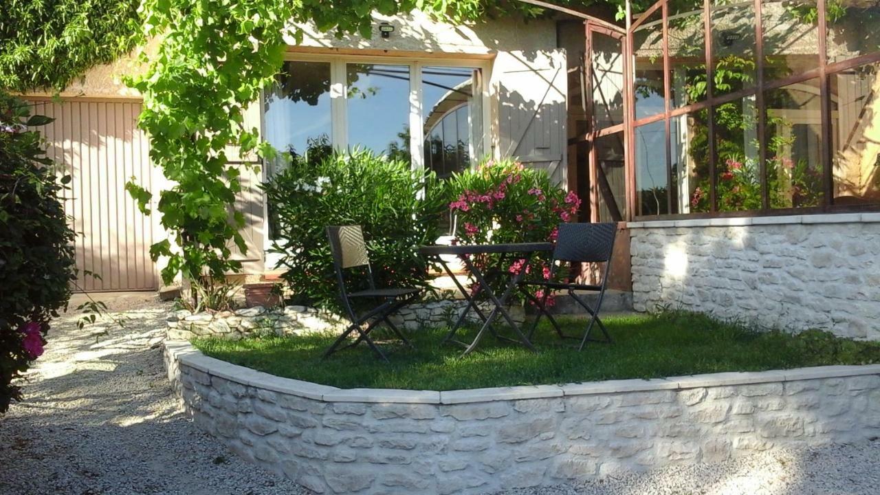 Gite L'Annexe Villelaure Kültér fotó